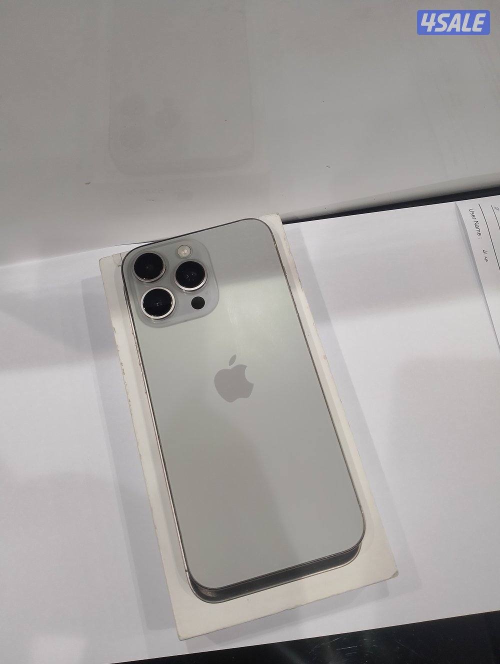 ايفون 15pro max جيجا 5122