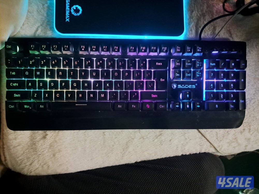 للليع ماوس رازا ناجا وماوس جوليتيك ٥٠٢ وكيبورد ولوحة ناوس اضاءات rgb2