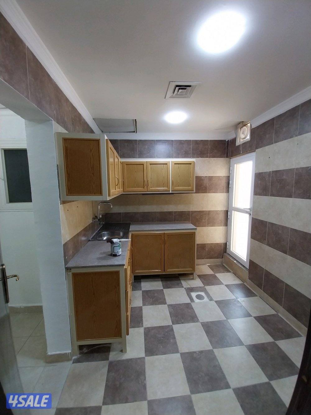 للايجار شقة بالجابرية شامله6