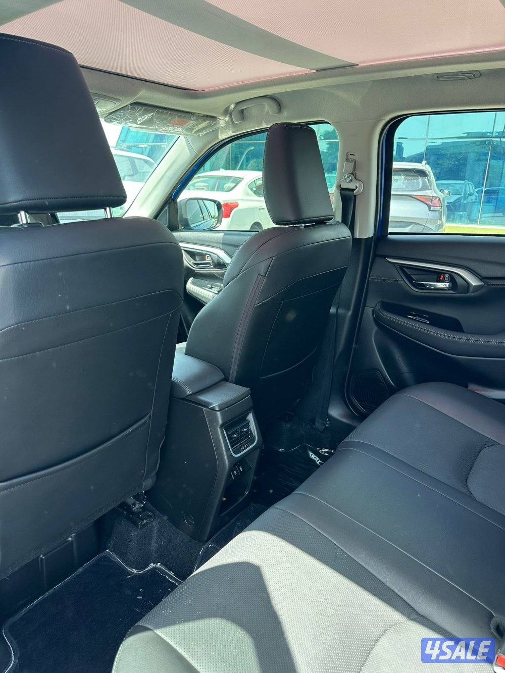 للبيع جيب تايوتا اوربان طراز 20257