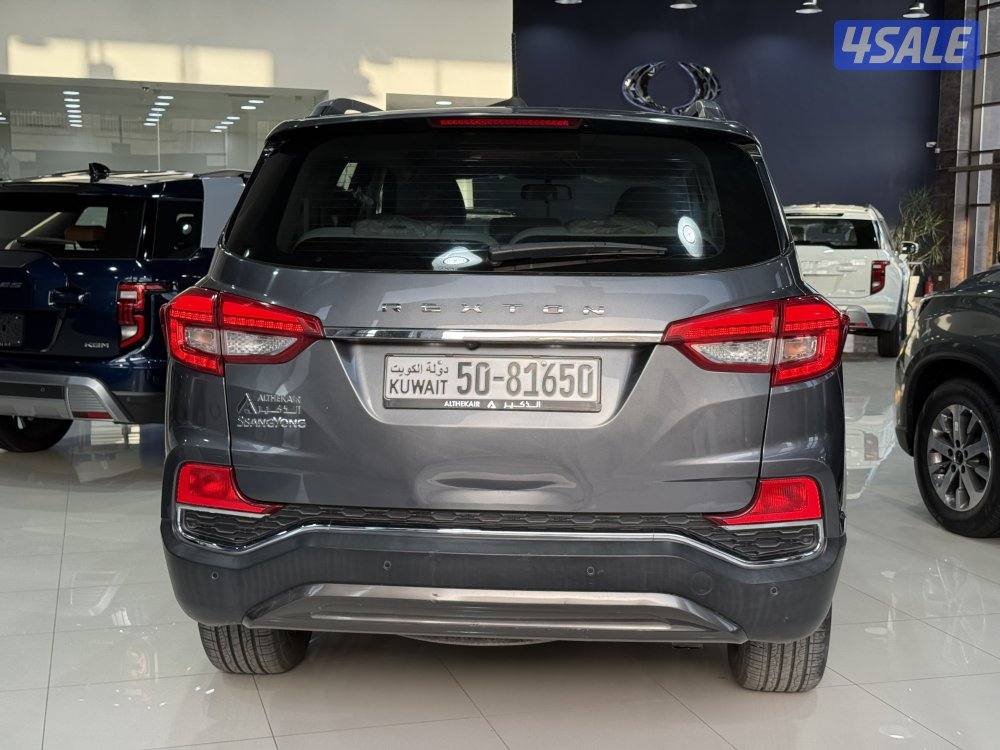 (KGM) Rexton - 2020 - Used - المعتمد3