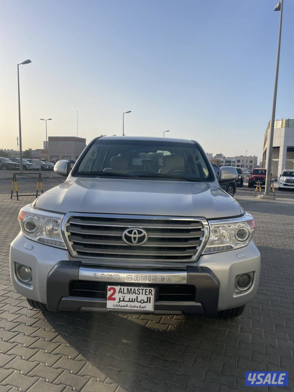 لاند كروزر 2012 GXR0