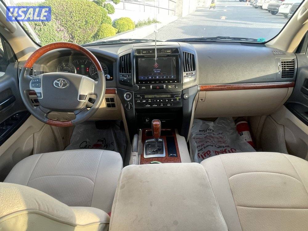 لاند كروزر 2012 GXR7