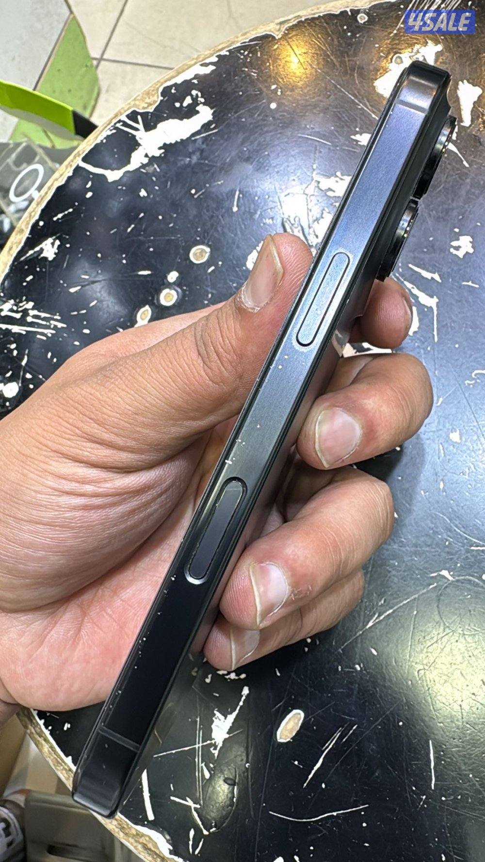 Iphone 16 pro 256 without box4