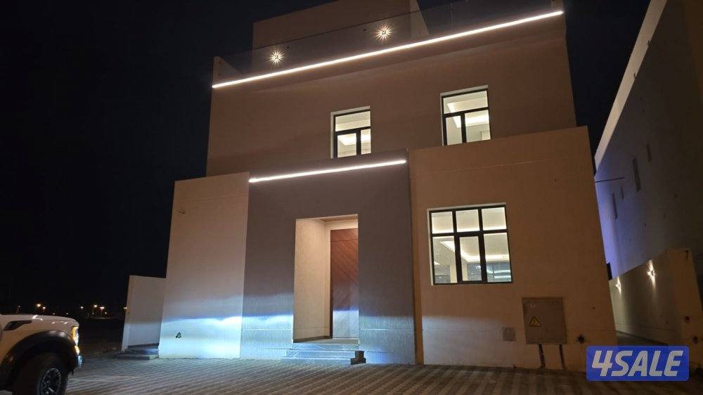 شاليه للبيع في صباح الاحمد البحرية صف اول على بحر مباشرة1