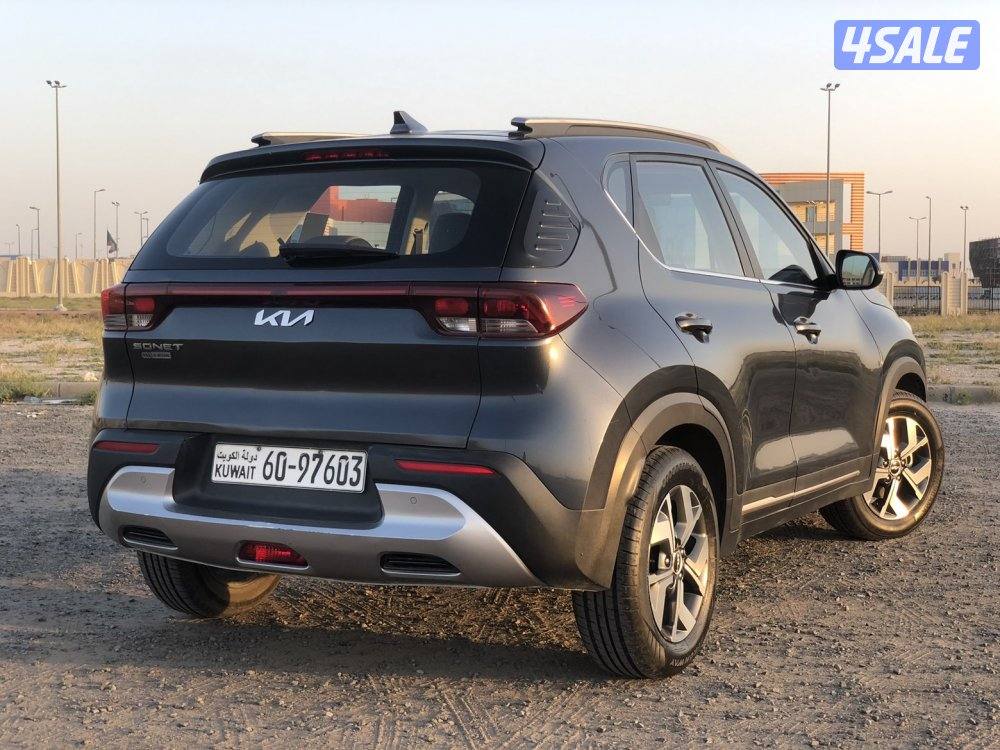 كيا سونيت 2022 ماشي 178 صبغ الوكاله عدا باب الدبه من فوق شرط الفحص2