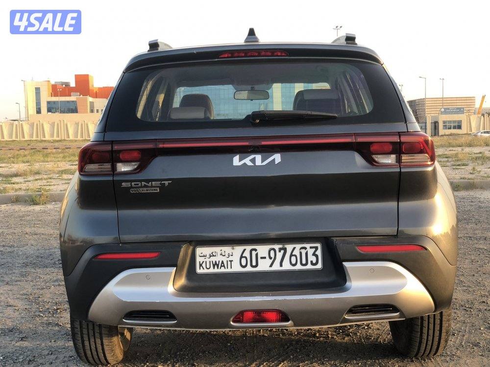 كيا سونيت 2022 ماشي 178 صبغ الوكاله عدا باب الدبه من فوق شرط الفحص3