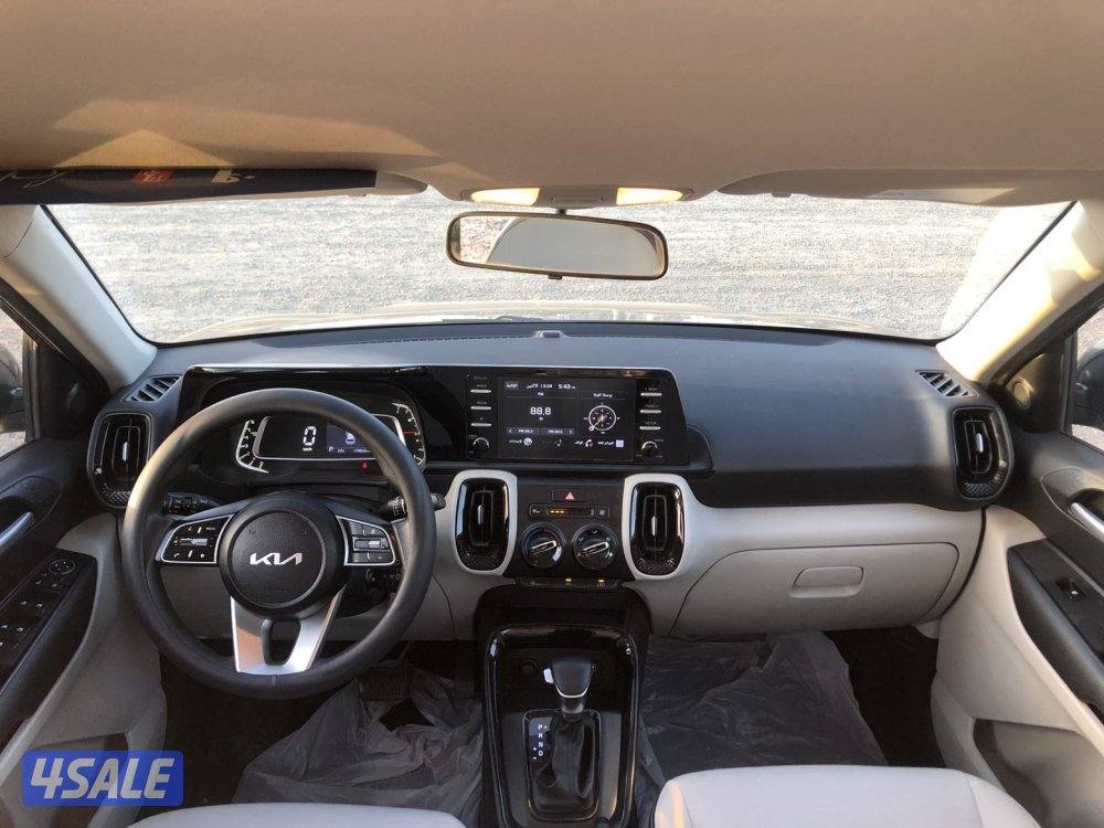 كيا سونيت 2022 ماشي 178 صبغ الوكاله عدا باب الدبه من فوق شرط الفحص6