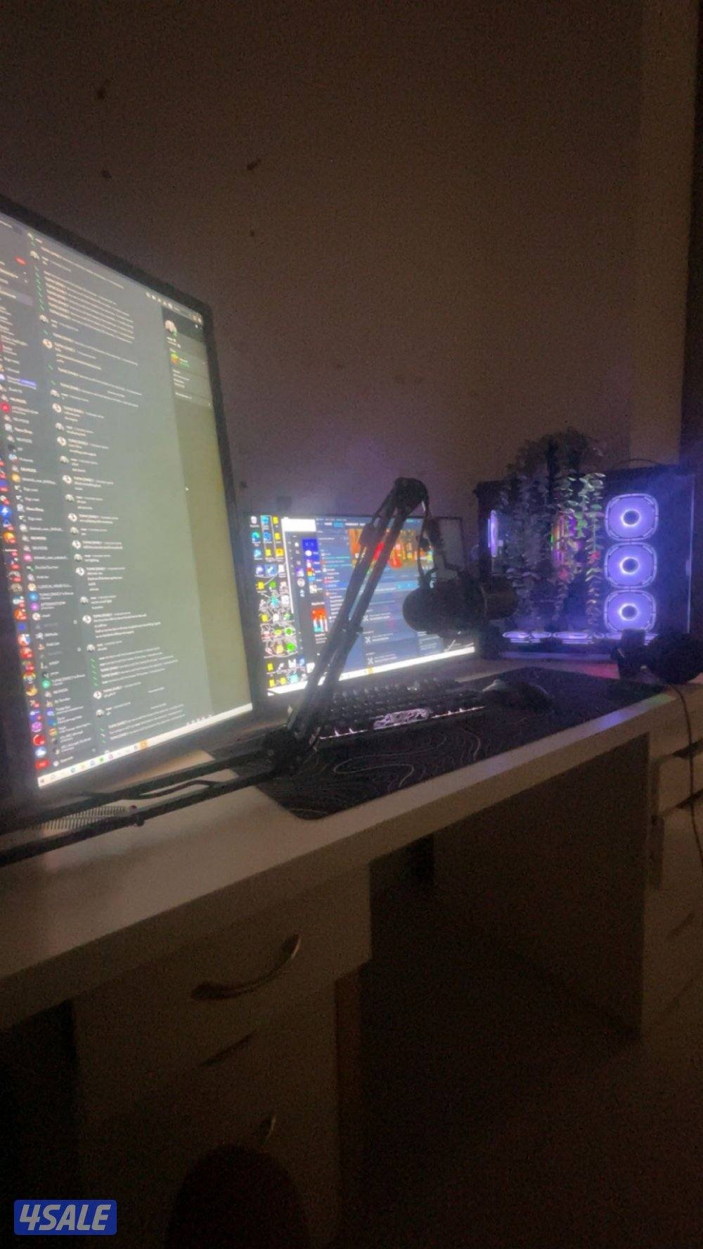 ستب كامل للبيع شاشات معه كل شي pc rtx3050 cpu i7 gen 12 ram 16 gb1