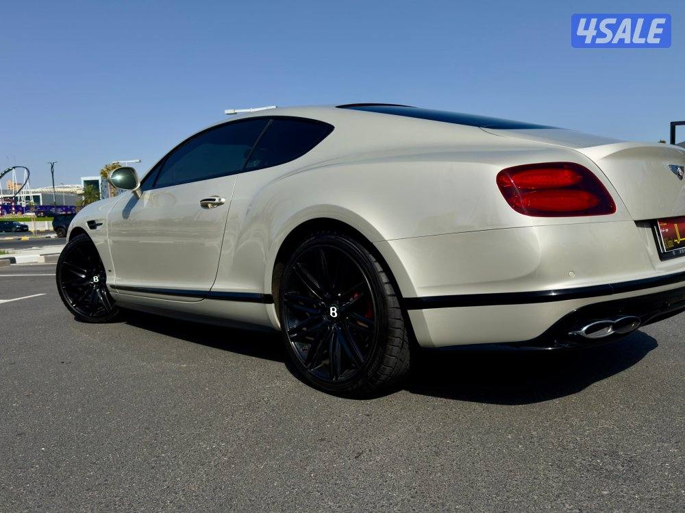 بنتلي كونتنينتال GTS/ موديل 2016/ عداد 92 KM/ طلبية خاصة4
