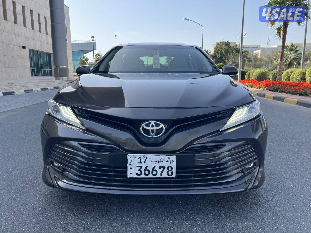 للبيع تويوتا كامري ليمتد V6 موديل 2020 ( فل اوبشن كامل المواصفات )1