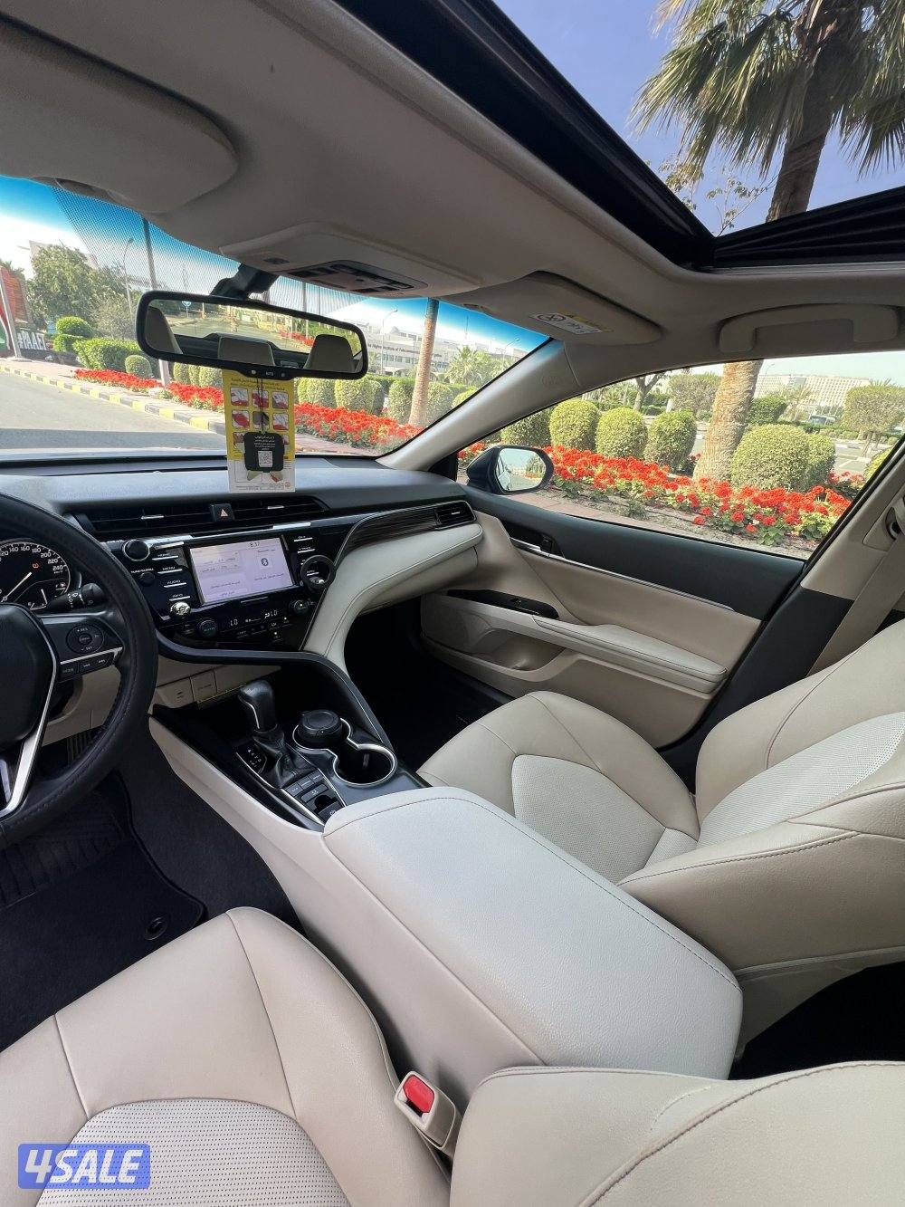 للبيع تويوتا كامري ليمتد V6 موديل 2020 ( فل اوبشن كامل المواصفات )8