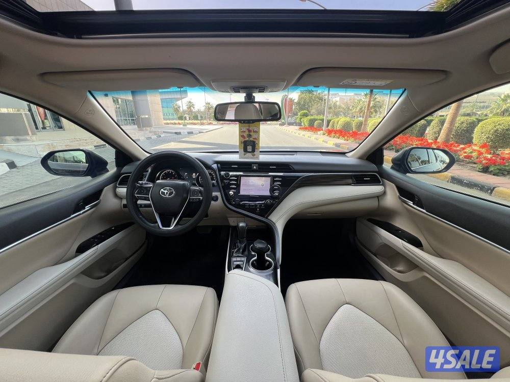 للبيع تويوتا كامري ليمتد V6 موديل 2020 ( فل اوبشن كامل المواصفات )12