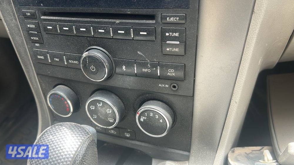 نوفر لكم جميع قطع غيار السيارات مع التوصيل0