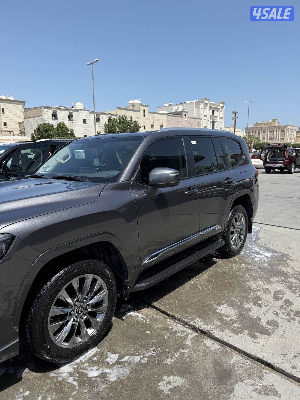 لاند كروزر 20233