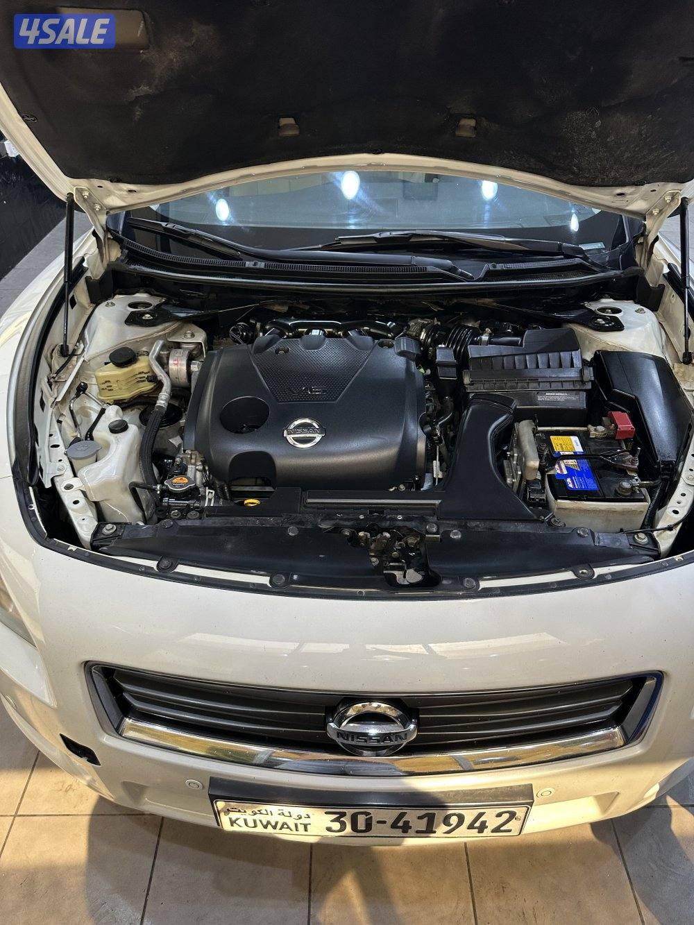 Nissan Maxima 2013 (full option)4