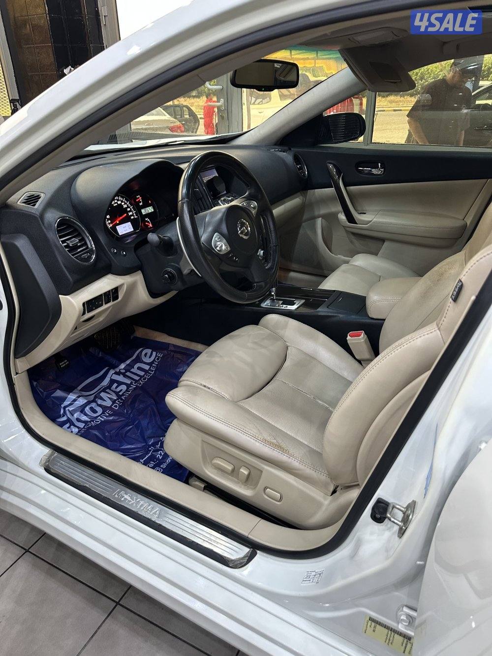 Nissan Maxima 2013 (full option)7