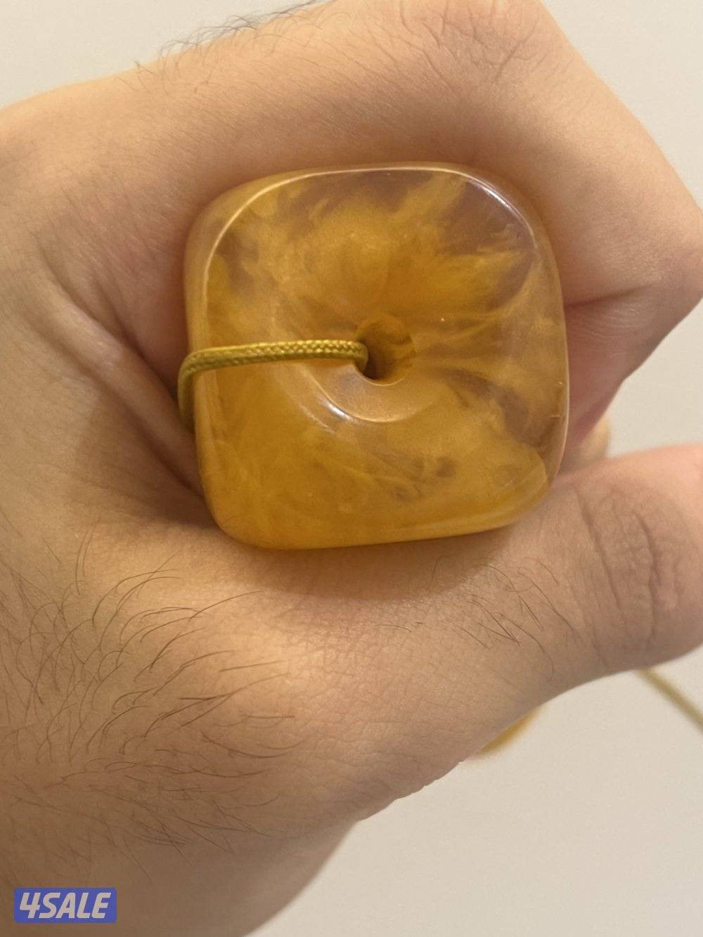 مكعب يمني صب قديم تعريق ملكي سوبر ورنة وكثافة وزن ٣٩ غ ٢٩ مللي6