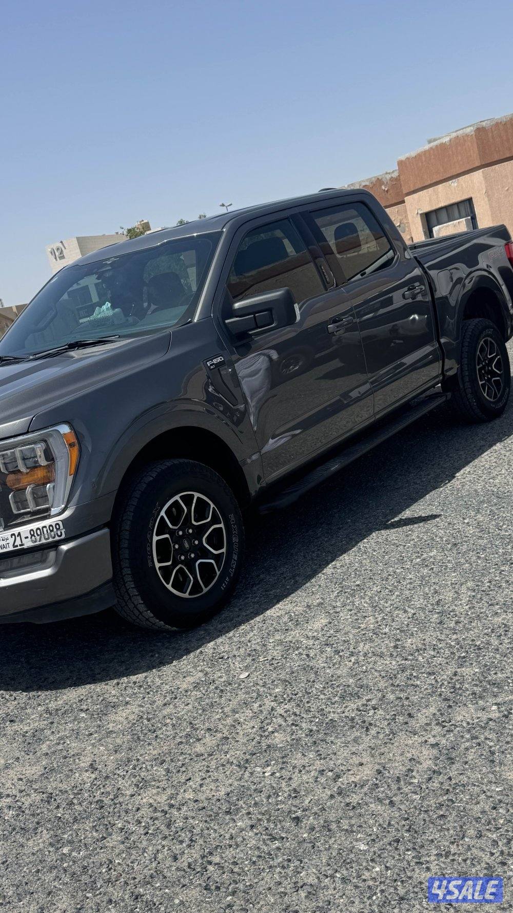 وانيت فورد 150 الغانم قير ارضي ماشي 162 الف بدي سليم0