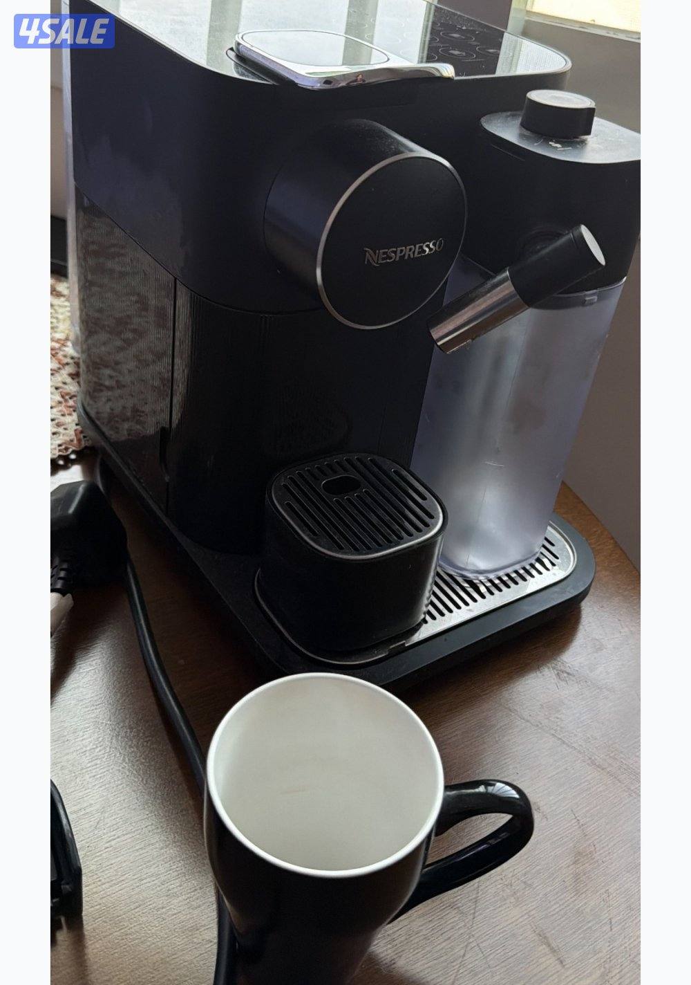 الة قهوة نسبريسو0