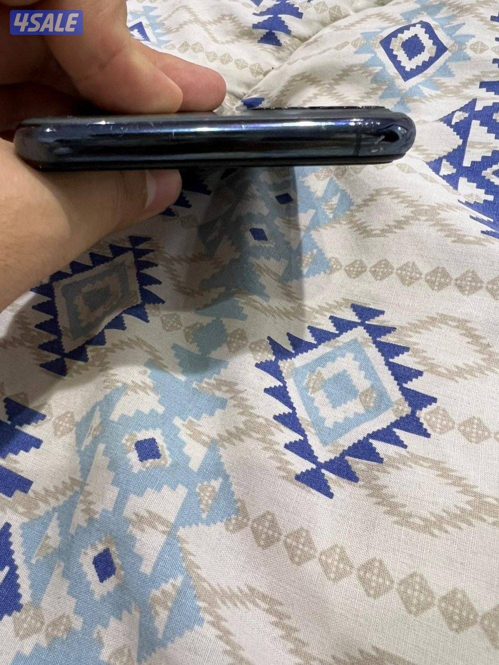 للبيع ايفون ١١ برو ماكس ٢٥٦ قيقا مبدل شاشه فقط !!3