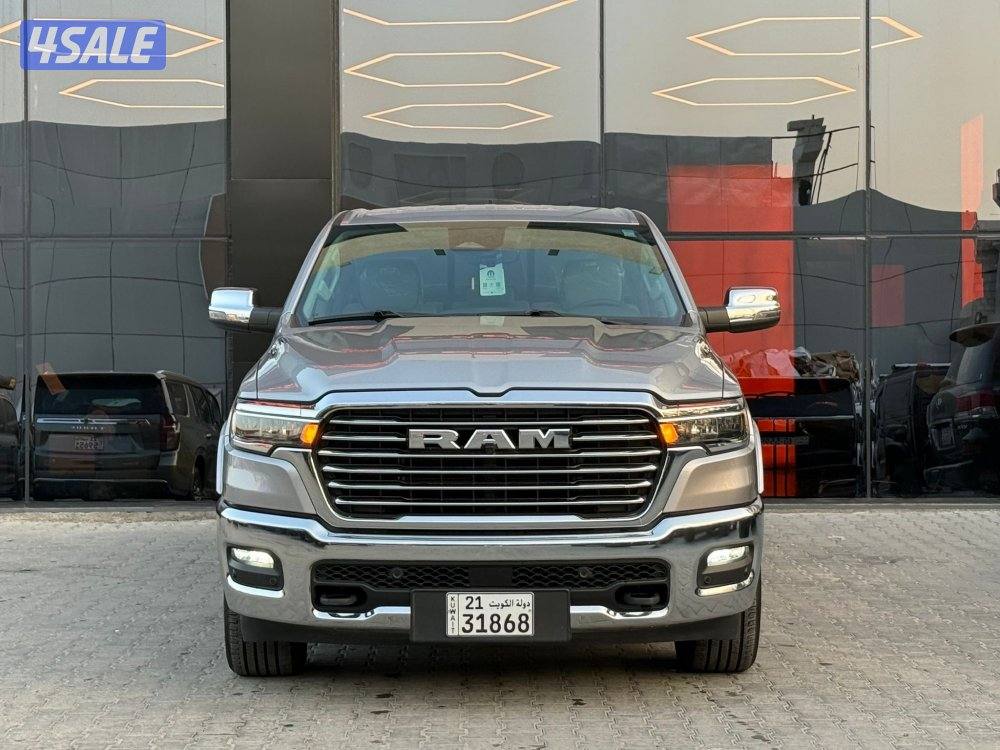 RAM LARAMIE 4*4 _2025 صبغ الوكالة2