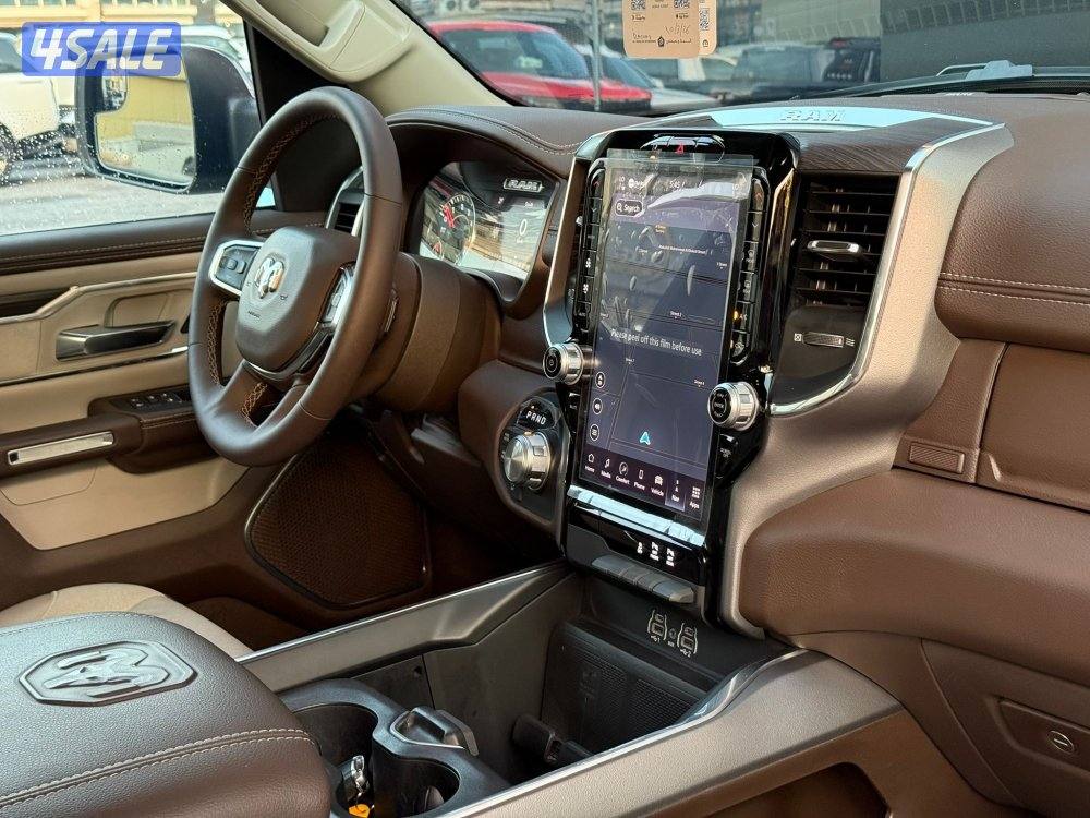 RAM LARAMIE 4*4 _2025 صبغ الوكالة7