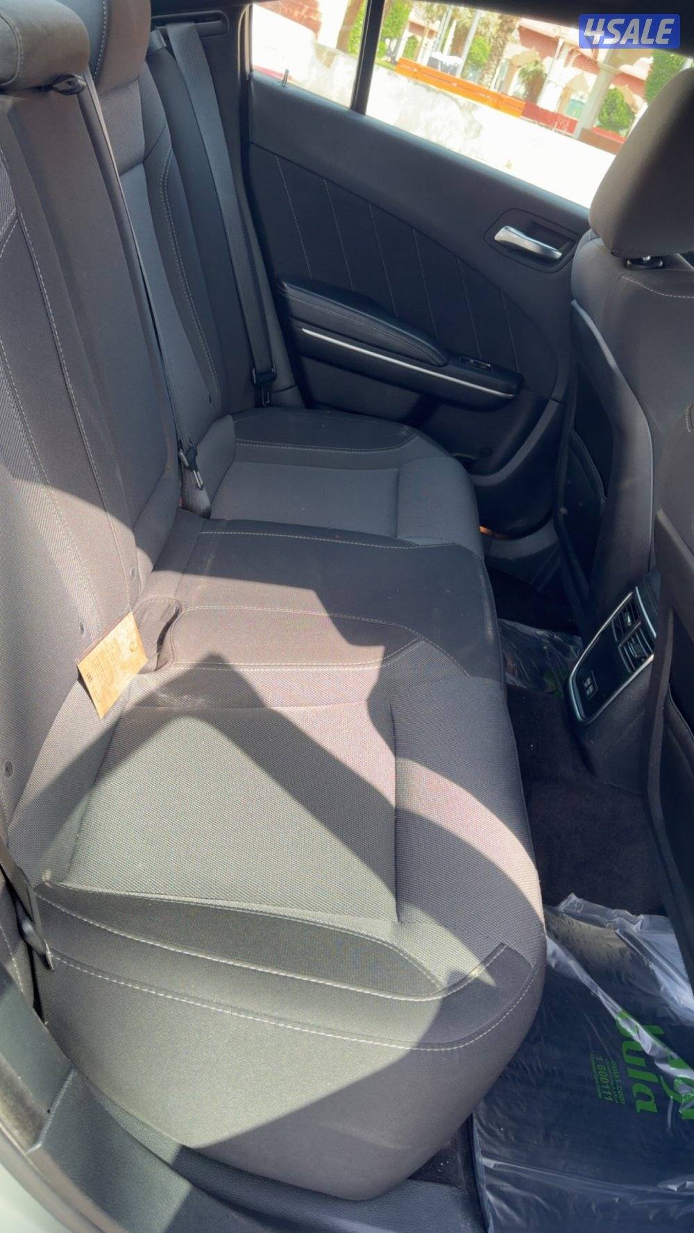 للبيع دودج تشارجر شاصي جيد1