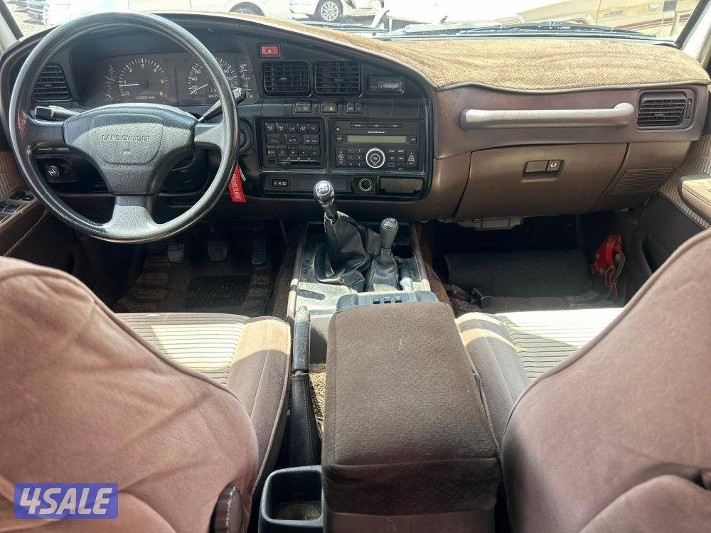 تويوتا لاند كروزر VX.R  موديل 1991 ماشى 371.000 k.m  وارد الساير .6