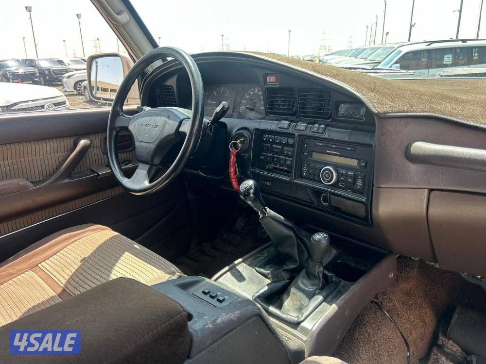 تويوتا لاند كروزر VX.R  موديل 1991 ماشى 371.000 k.m  وارد الساير .7