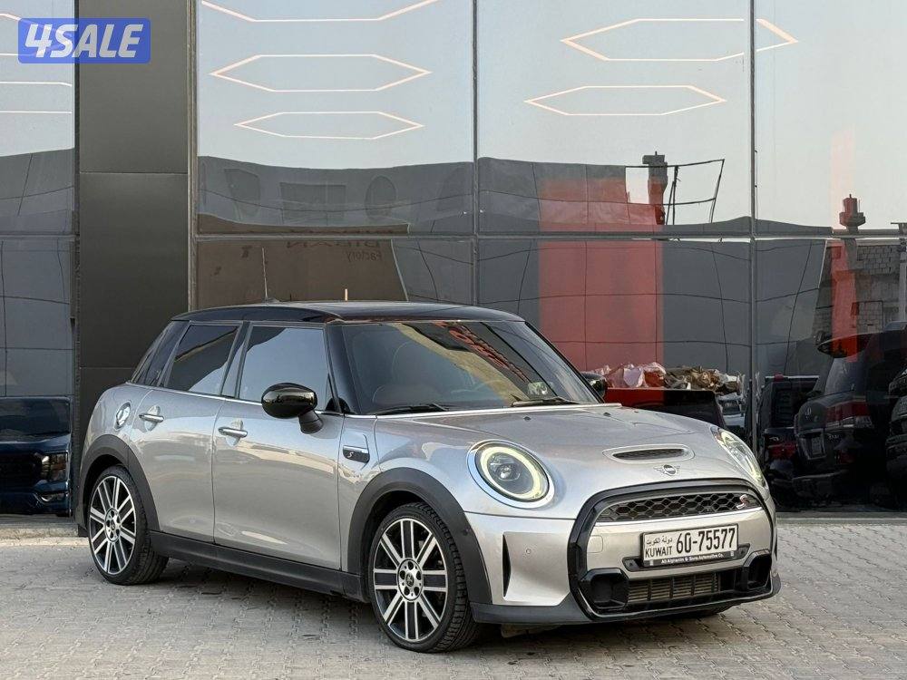 MINI COOPER S_ 2023 صبغ الوكالة0