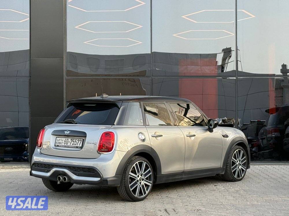 MINI COOPER S_ 2023 صبغ الوكالة4