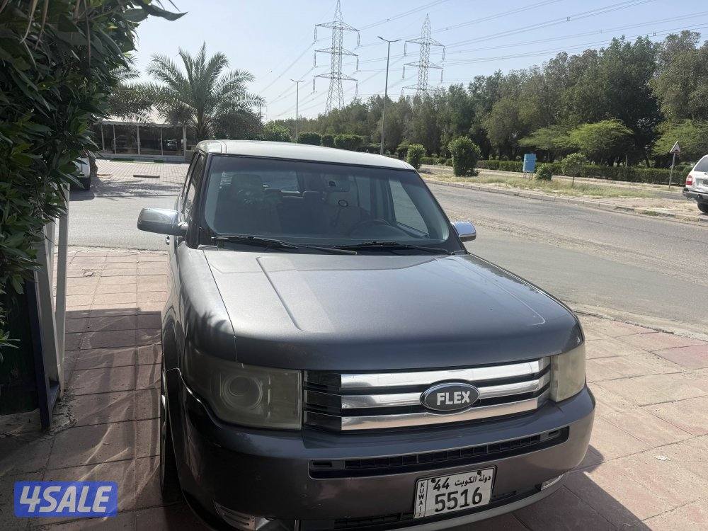 للبيع فورد فليكس 20102