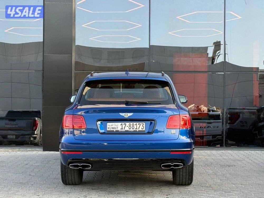 BENTLEY BENTAYGA V8 _2020 عداد 28 الف فقط5