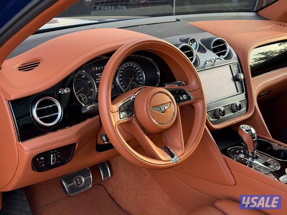 BENTLEY BENTAYGA V8 _2020 عداد 28 الف فقط6