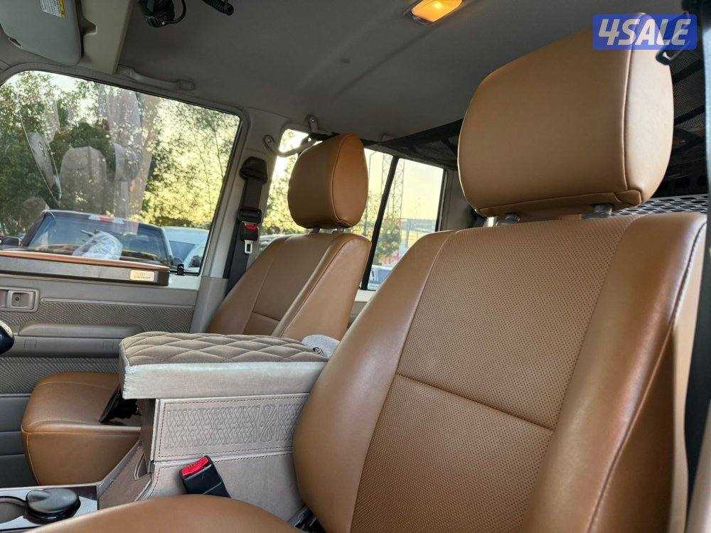 LAND CRUISER LX 4WD V6 _2013 صبغ الوكالة8