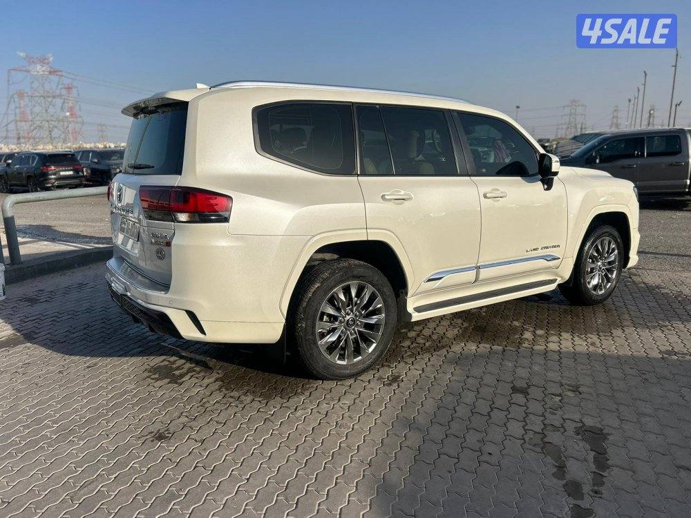 تويوتا لاند كروزر GX.R AEROs twin turbo.V6 موديل 2024 ماشى 68.000 k.m3