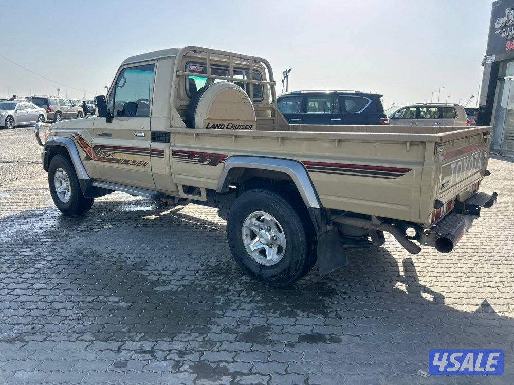 لاند كروزر شاص LX .V6 موديل 2019 ماشى 306.000 k.m وارد الساير .2
