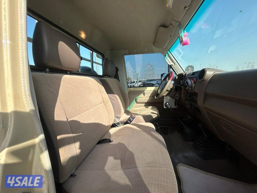 لاند كروزر شاص LX .V6 موديل 2019 ماشى 306.000 k.m وارد الساير .4