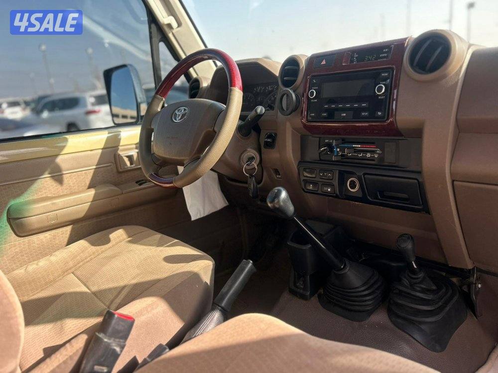 لاند كروزر شاص LX .V6 موديل 2019 ماشى 306.000 k.m وارد الساير .7