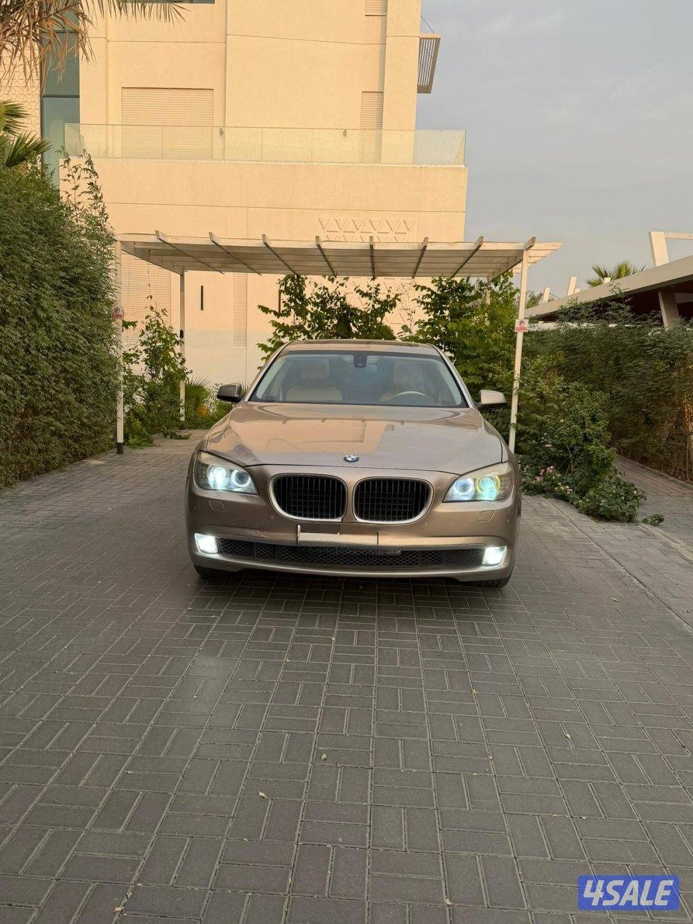 سيارة للبيع1