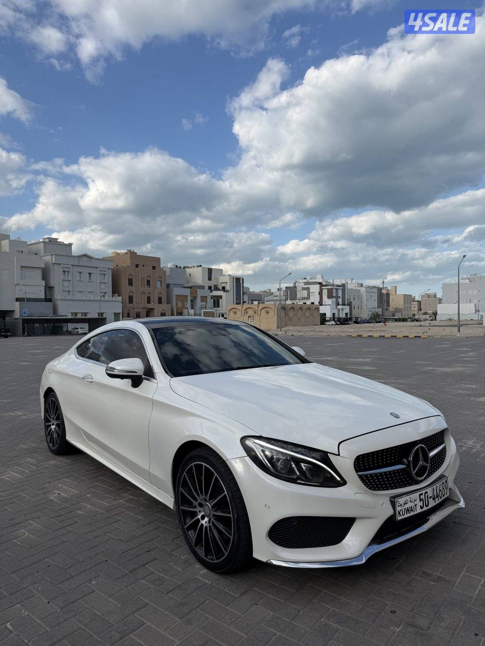 مرسيدس C 300 كوبيه0