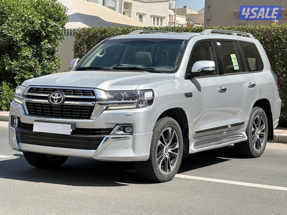 لاند كروزرGX.R جراند تورينج 2021 ماشي 106 صبغ 3 قطع شرط الفحص0