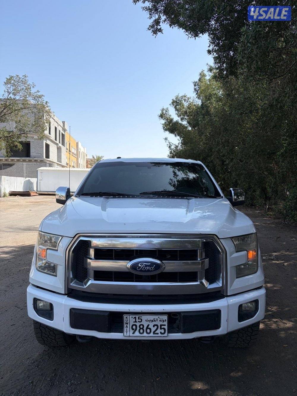 وانيت فورد 150 موديل ٢٠١٥ ماشي ٢١٢ الف كيلو شرط الفحص دبل0
