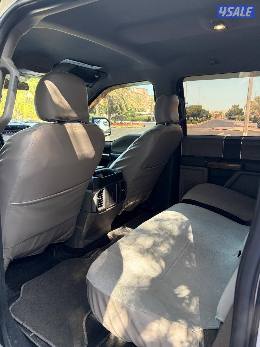 وانيت فورد 150 موديل ٢٠١٥ ماشي ٢١٢ الف كيلو شرط الفحص دبل3