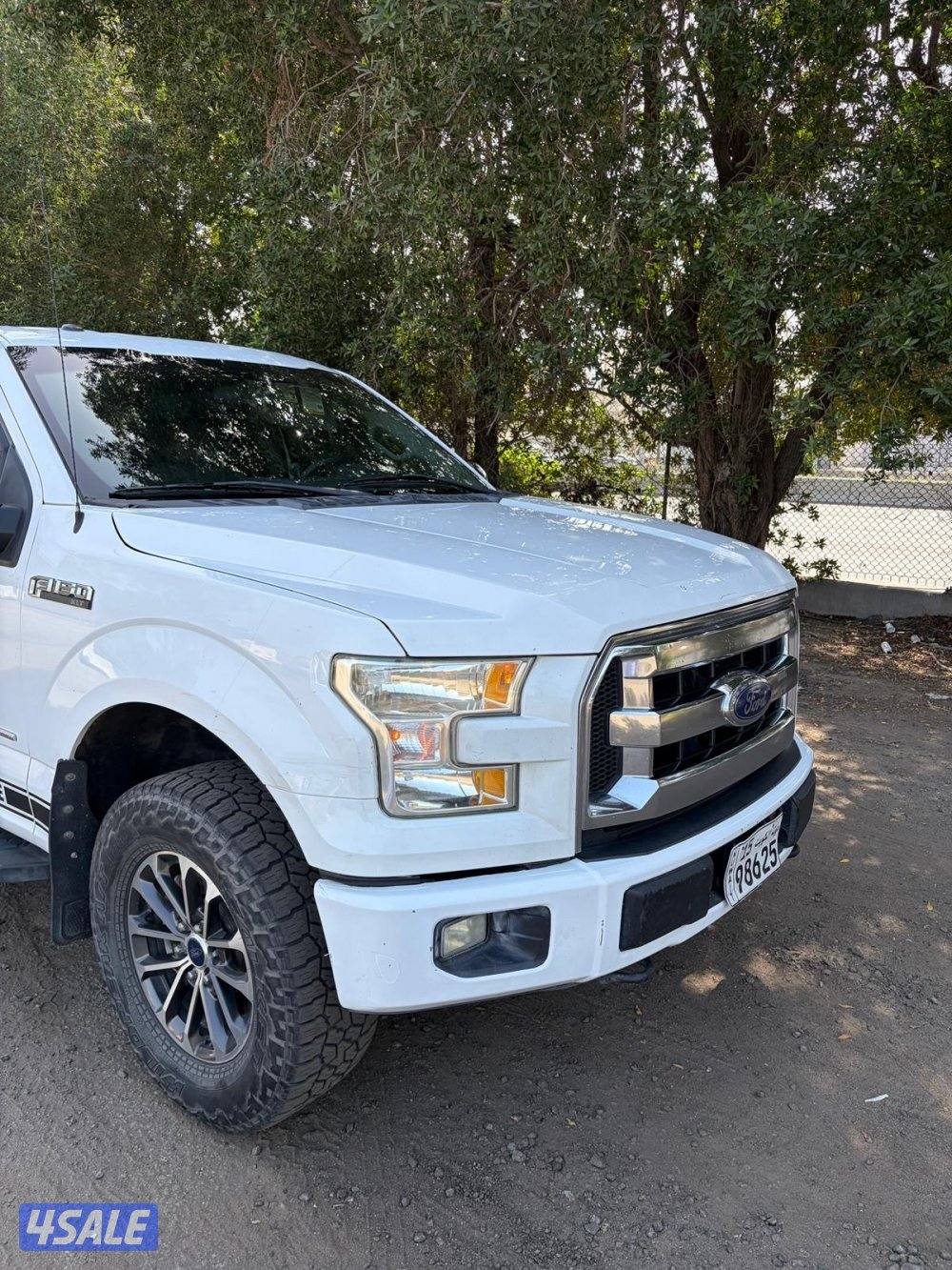 وانيت فورد 150 موديل ٢٠١٥ ماشي ٢١٢ الف كيلو شرط الفحص دبل5