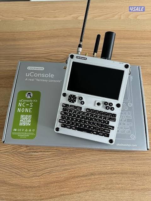 Uconsole cm 5 16 Gb ram 64 emmc 500gb nvme.2
الكرتون اغراضه كامله معاه0