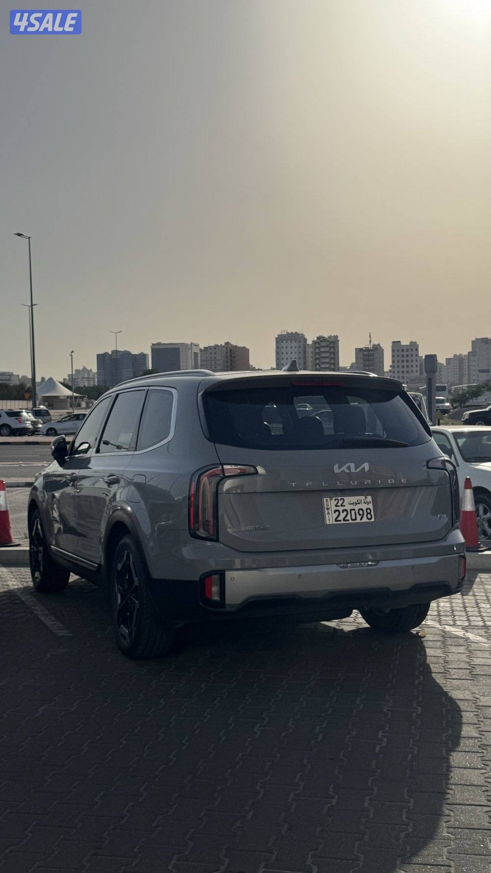 2023 كيا تيلورايد شرط الفحص على ايدي من الوكاله مطلوب لشركة اعيان6