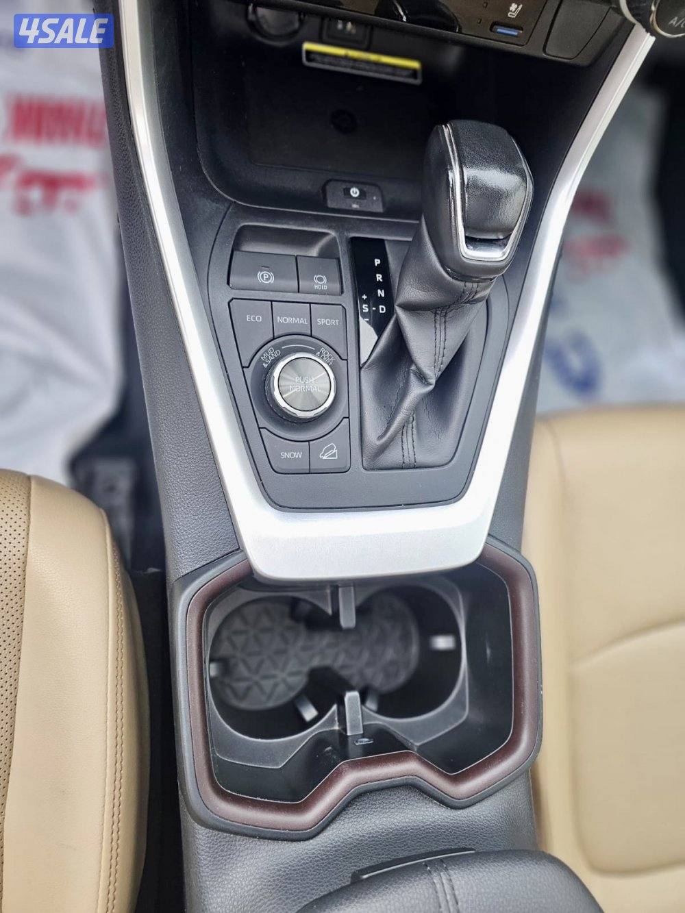 Toyota Rav 4-2023 Top model Alsayer service5