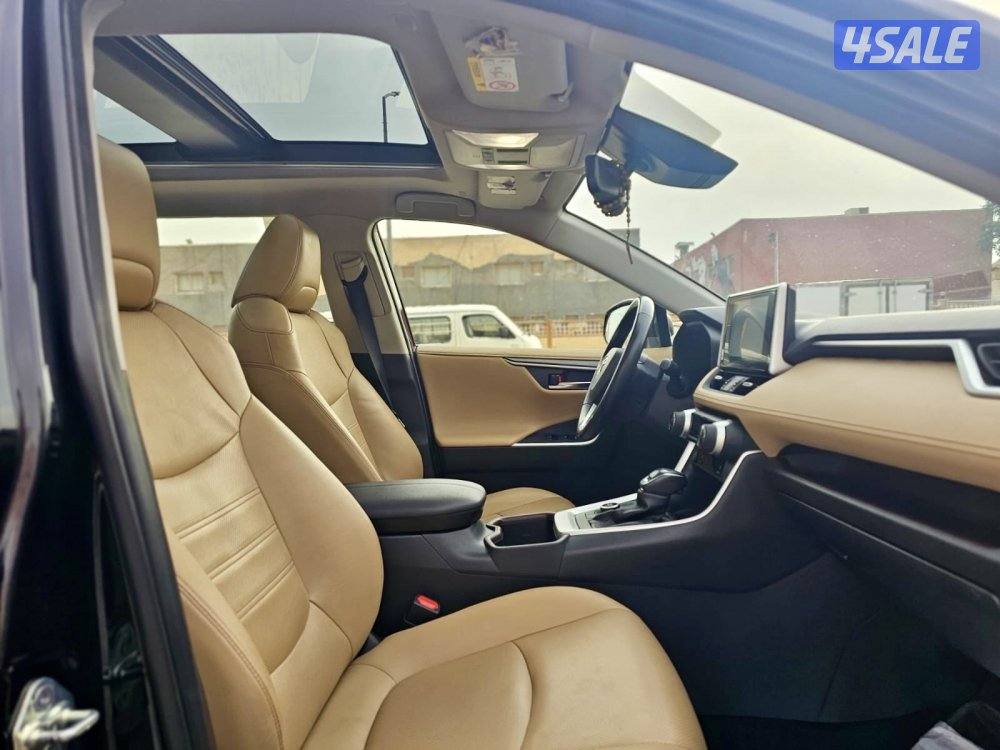 Toyota Rav 4-2023 Top model Alsayer service10